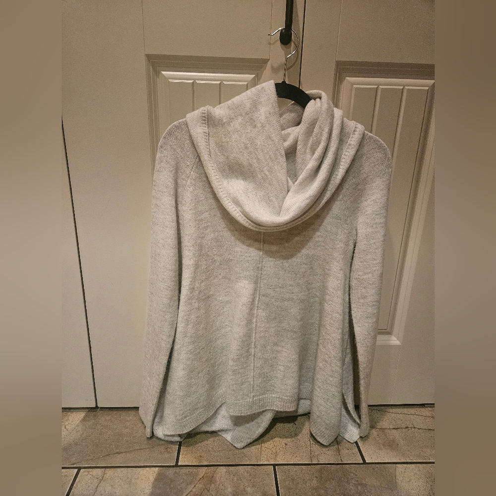 Jessica Simpson Light Gray Cowl Neck Sweater